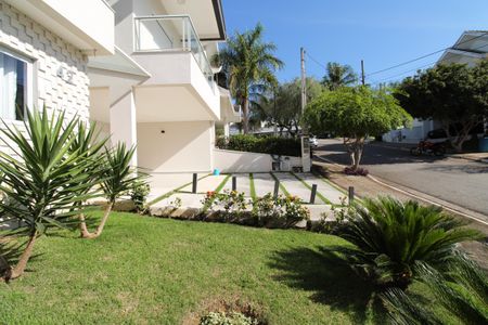 Casa de condomínio para alugar com 340m², 4 quartos e 3 vagasGaragem