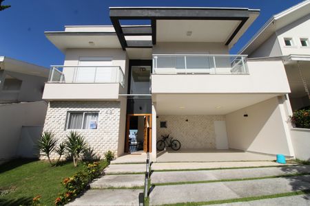 Casa de condomínio para alugar com 340m², 4 quartos e 3 vagasPlaquinha