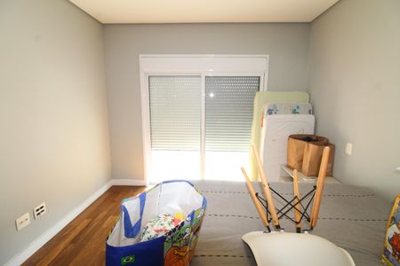 Casa de condomínio para alugar com 340m², 4 quartos e 3 vagasSuíte 4