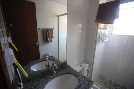 Apartamento à venda com 100m², 2 quartos e 2 vagasBanheiro