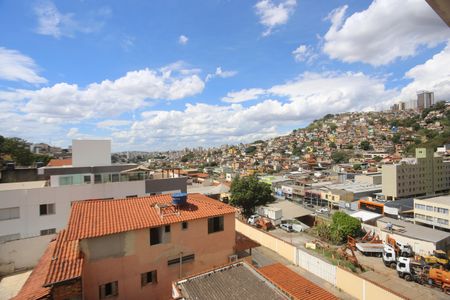 Apartamento à venda com 100m², 2 quartos e 2 vagasCobertura