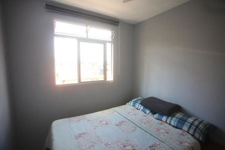 Apartamento à venda com 100m², 2 quartos e 2 vagasQuarto 2