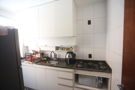 Cozinha de apartamento à venda com 2 quartos, 100m² em Jardim America, Belo Horizonte