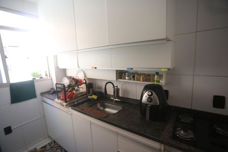 Apartamento à venda com 100m², 2 quartos e 2 vagasCozinha