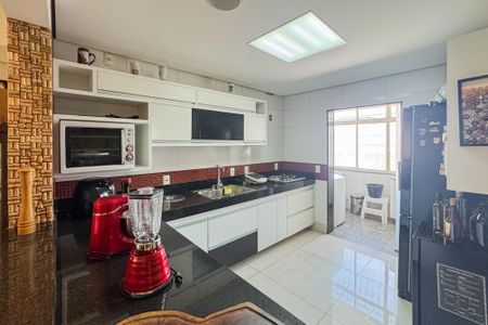 Apartamento à venda com 116m², 3 quartos e 2 vagasCozinha