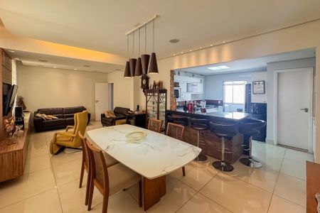 Sala de apartamento à venda com 3 quartos, 116m² em Grajaú, Belo Horizonte