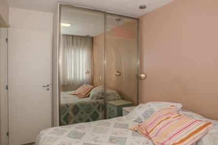 Apartamento à venda com 69m², 2 quartos e 2 vagasSuíte