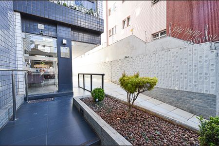 Apartamento à venda com 106m², 3 quartos e 1 vagaEntrada