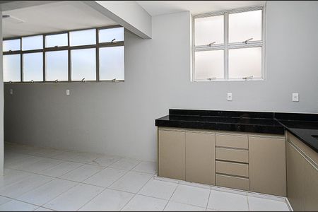 Apartamento à venda com 106m², 3 quartos e 1 vagaCozinha