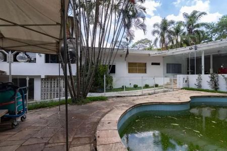Casa à venda com 510m², 3 quartos e 4 vagas