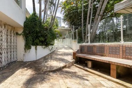 Casa à venda com 510m², 3 quartos e 4 vagas