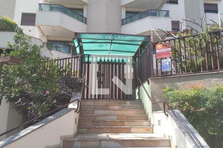 Apartamento à venda com 296m², 4 quartos e 3 vagas Apartamento à venda com 296m², 4 quartos e 3 vagasFachada do Prédio