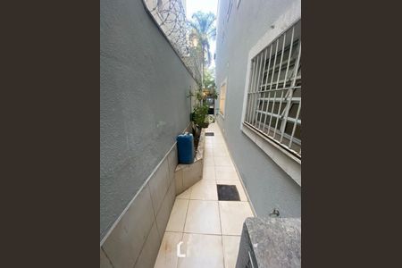 Casa à venda com 196m², 3 quartos e 2 vagas