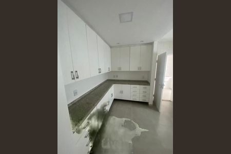 Casa à venda com 3 quartos, 196m² em Vila Mariana, São Paulo