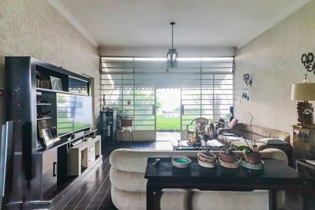 Casa à venda com 1500m², 4 quartos e 10 vagasSala