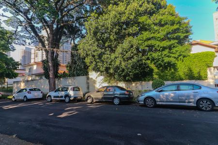 Casa à venda com 1500m², 4 quartos e 10 vagasFachada