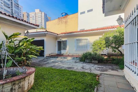 Casa à venda com 1500m², 4 quartos e 10 vagasQuintal