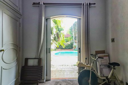 Casa à venda com 1500m², 4 quartos e 10 vagasQuarto 2