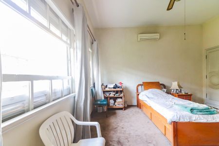 Casa à venda com 1500m², 4 quartos e 10 vagasQuarto - Suíte