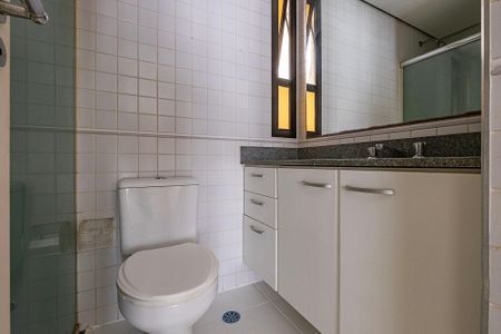 Suíte - Banheiro de apartamento à venda com 1 quarto, 42m² em Jardim Paulista, São Paulo