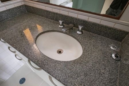 Apartamento à venda com 42m², 1 quarto e 1 vagaSuíte - Banheiro