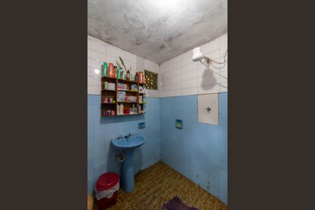 Casa à venda com 140m², 3 quartos e 1 vaga Casa à venda com 140m², 3 quartos e 1 vagaBanheiro