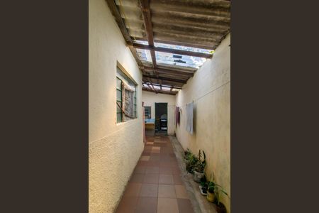 Casa à venda com 140m², 3 quartos e 1 vaga Casa à venda com 140m², 3 quartos e 1 vagaCorredor Lateral