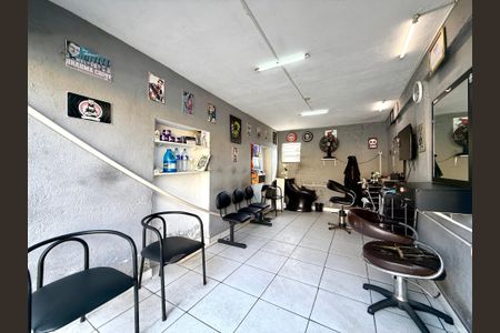 Casa à venda com 140m², 3 quartos e 1 vaga Casa à venda com 140m², 3 quartos e 1 vagaGaragem