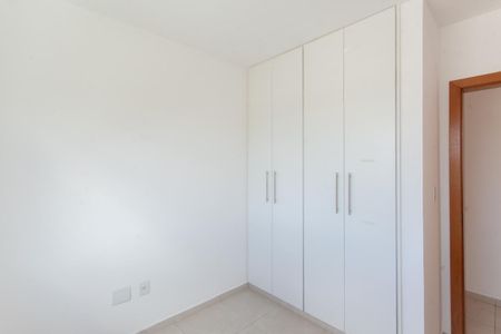 Apartamento à venda com 85m², 3 quartos e 2 vagas Apartamento à venda com 85m², 3 quartos e 2 vagasQuarto 2