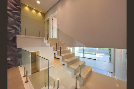 Casa de condomínio para alugar com 246m², 3 quartos e 4 vagasSala