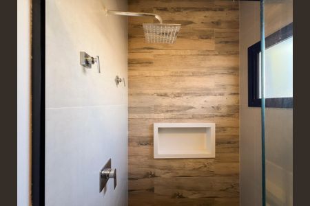 Casa de condomínio para alugar com 246m², 3 quartos e 4 vagasBanheiro da Suíte 3