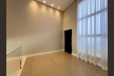 Casa de condomínio para alugar com 246m², 3 quartos e 4 vagasSala