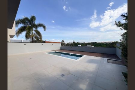 Casa de condomínio para alugar com 246m², 3 quartos e 4 vagasPiscina