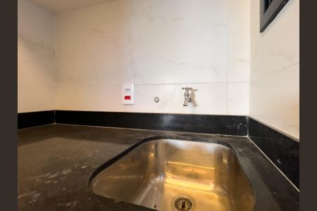 Casa de condomínio para alugar com 246m², 3 quartos e 4 vagasÁrea de Serviço