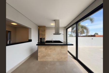 Casa de condomínio para alugar com 246m², 3 quartos e 4 vagasChurrasqueira