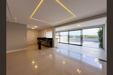 Casa de condomínio para alugar com 246m², 3 quartos e 4 vagasSala de Jantar