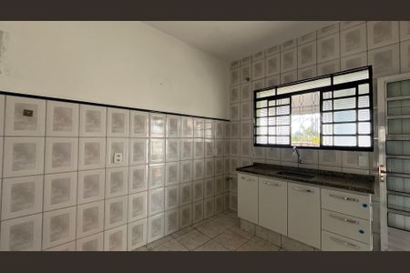 Casa à venda com 2 quartos, 300m² em Jardim Belo Horizonte, Campinas