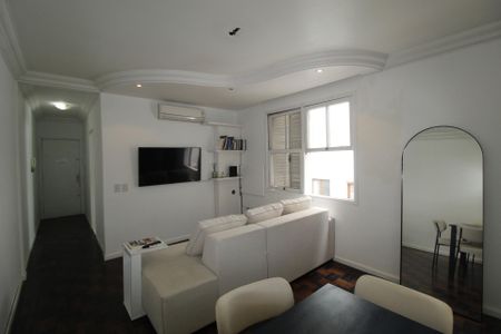 Sala de apartamento à venda com 3 quartos, 85m² em Moinhos de Vento, Porto Alegre