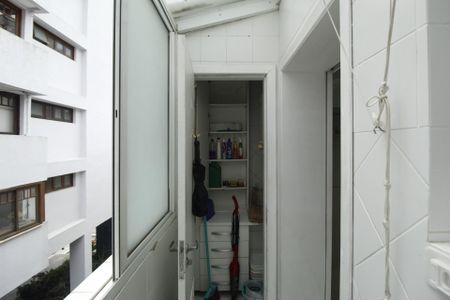 Apartamento para alugar com 85m², 3 quartos e sem vagaÁrea de Serviço