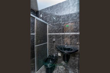 Casa à venda com 300m², 3 quartos e 3 vagas Casa à venda com 300m², 3 quartos e 3 vagasBanheiro da Suíte