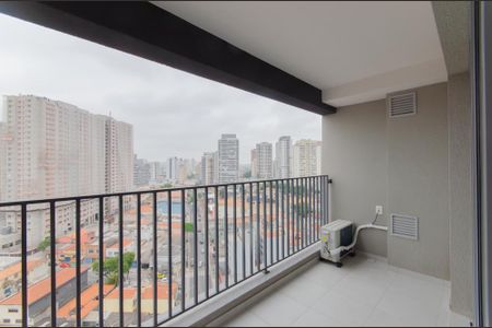 Studio à venda com 36m², 1 quarto e sem vaga Studio à venda com 36m², 1 quarto e sem vagaVaranda