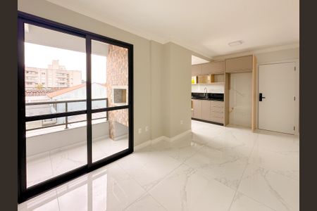 Apartamento para alugar com 100m², 2 quartos e 1 vagaSala de TV