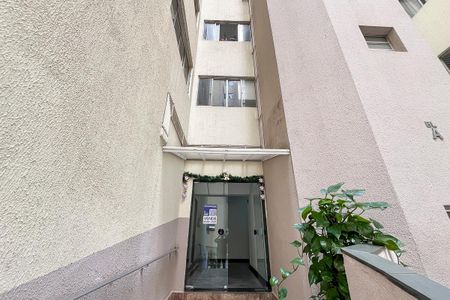 Apartamento à venda com 67m², 2 quartos e 1 vagaFachada + plaquinha