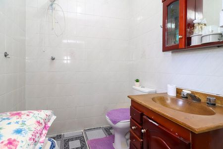 Casa para alugar com 90m², 3 quartos e 2 vagas Casa para alugar com 90m², 3 quartos e 2 vagasBanheiro da Suíte