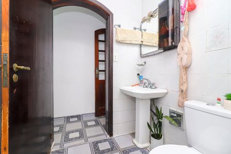 Casa para alugar com 90m², 3 quartos e 2 vagas Casa para alugar com 90m², 3 quartos e 2 vagasBanheiro Social