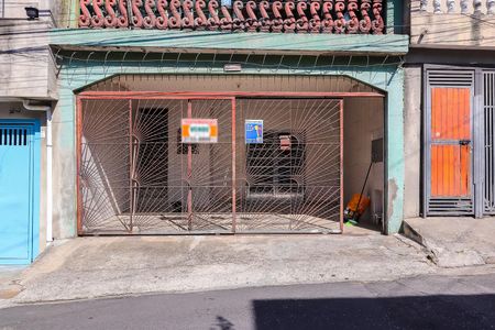 Casa para alugar com 90m², 3 quartos e 2 vagas Casa para alugar com 90m², 3 quartos e 2 vagasFachada