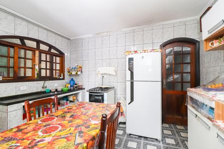 Casa para alugar com 90m², 3 quartos e 2 vagas Casa para alugar com 90m², 3 quartos e 2 vagasCozinha