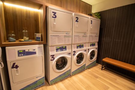 Studio para alugar com 30m², 1 quarto e sem vaga Studio para alugar com 30m², 1 quarto e sem vagaÁrea comum - Lavanderia