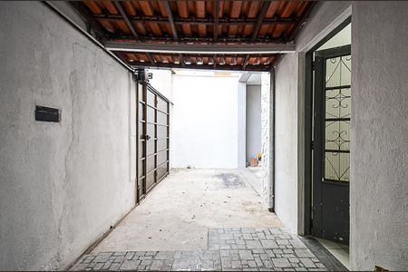 Casa para alugar com 69m², 1 quarto e 1 vagaÁrea de Serviço