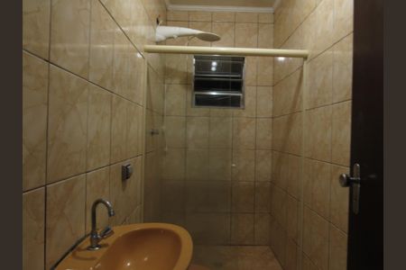 Casa para alugar com 65m², 3 quartos e 2 vagasBanheiro